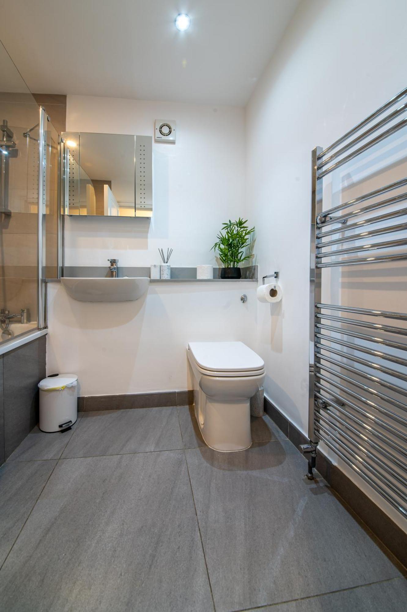 Modern 3 Beds 2 Baths Abbey Rd - St John'S Wood Daire Londra Dış mekan fotoğraf