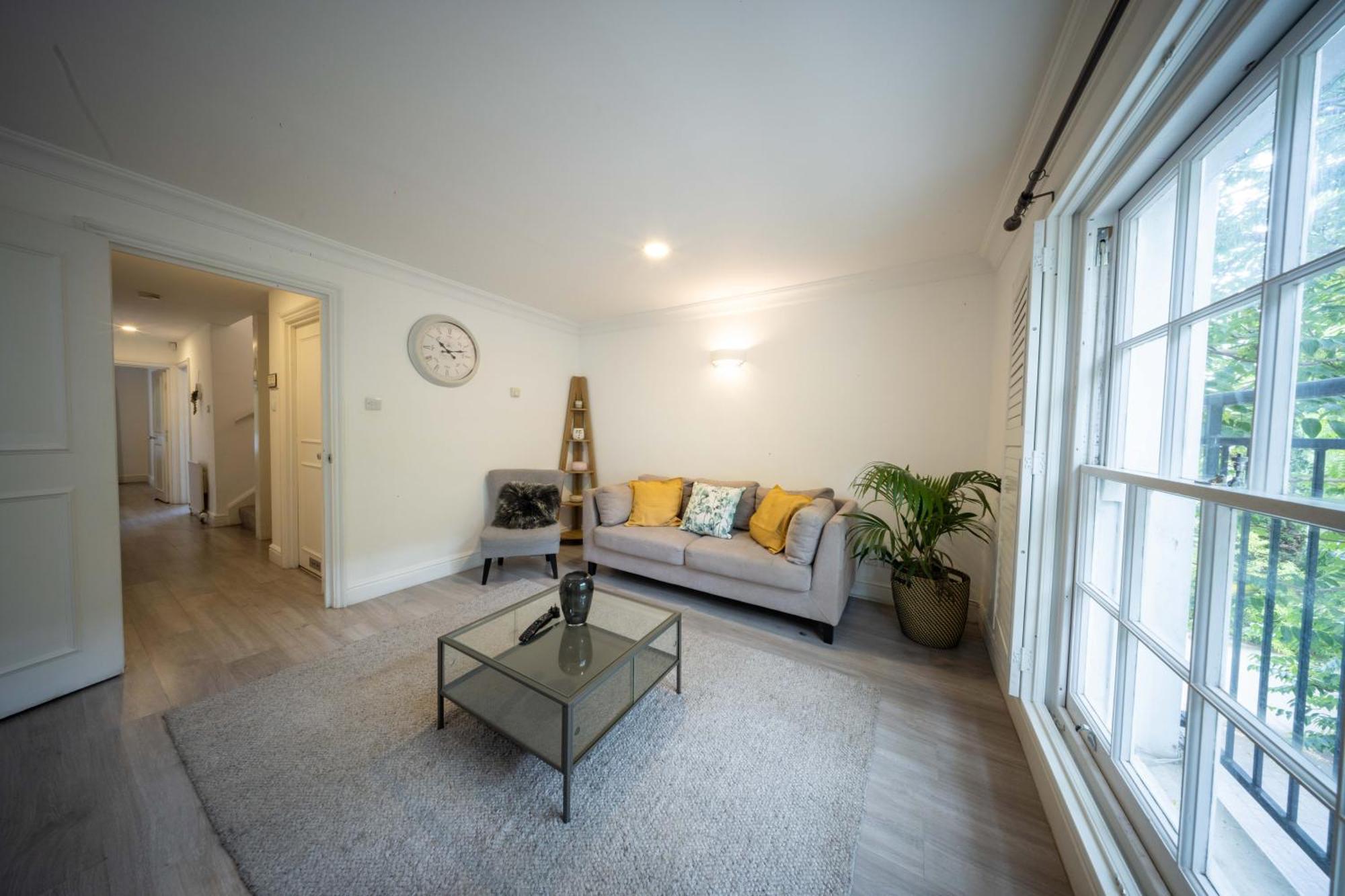 Modern 3 Beds 2 Baths Abbey Rd - St John'S Wood Daire Londra Dış mekan fotoğraf
